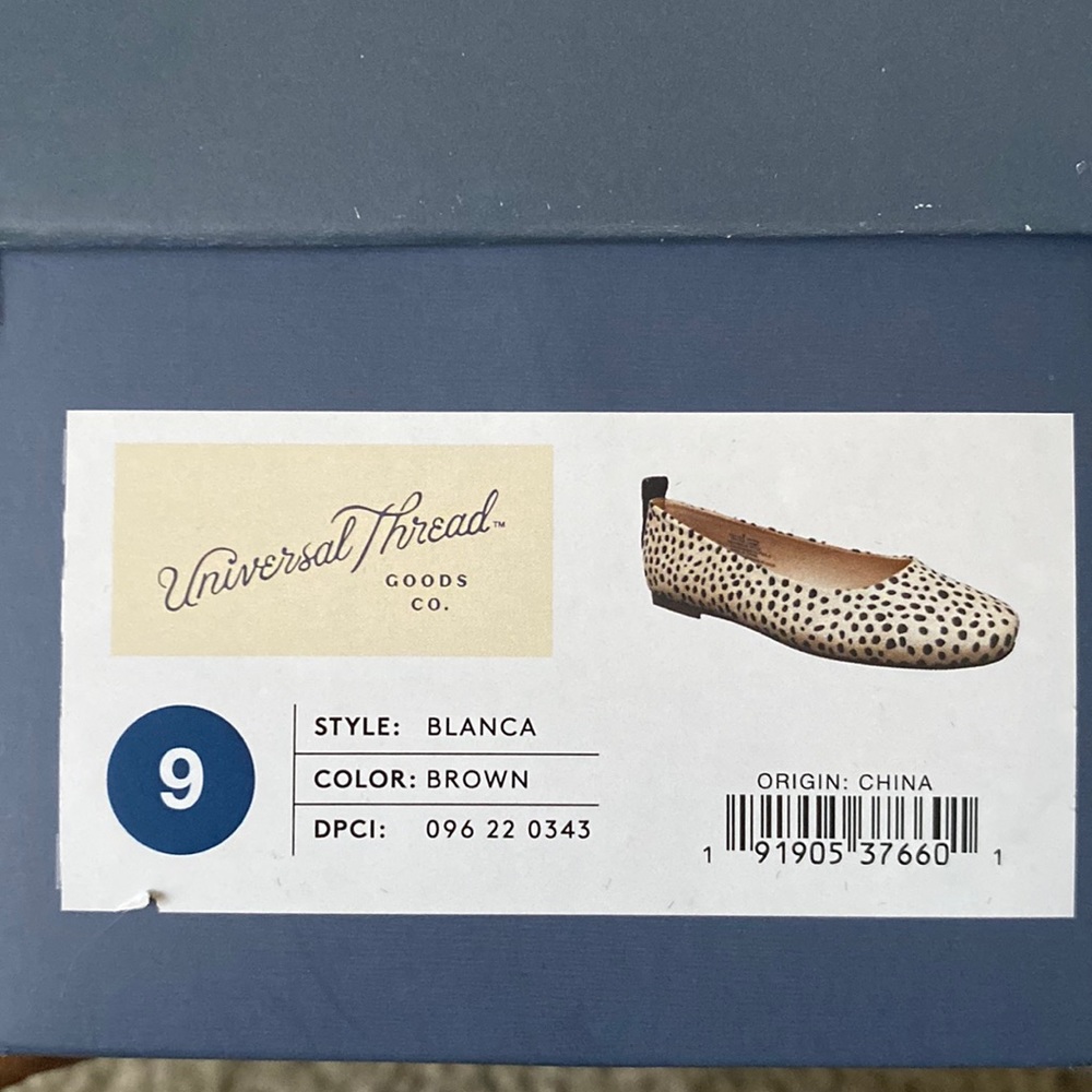 Leopard print ballet flats